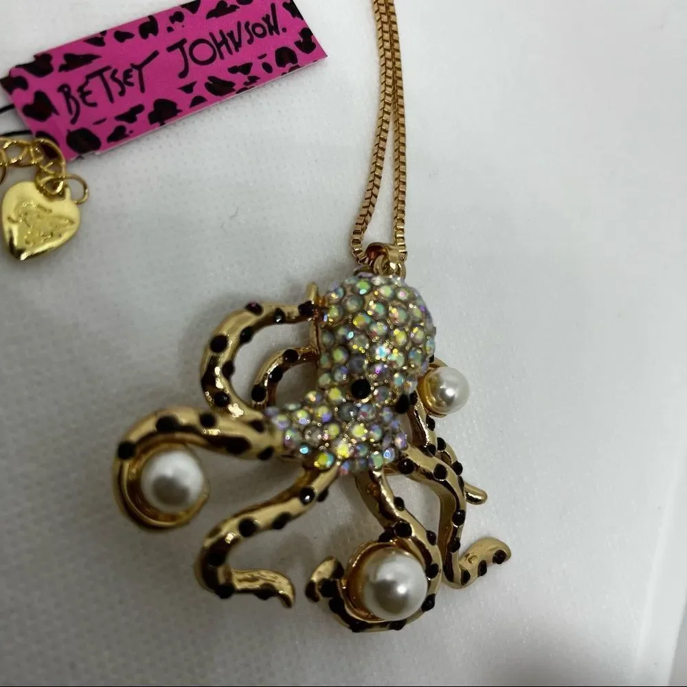 NECKLACE! Betsey Johnson Octopus Rhinestone & Pearl Pendant BNWT